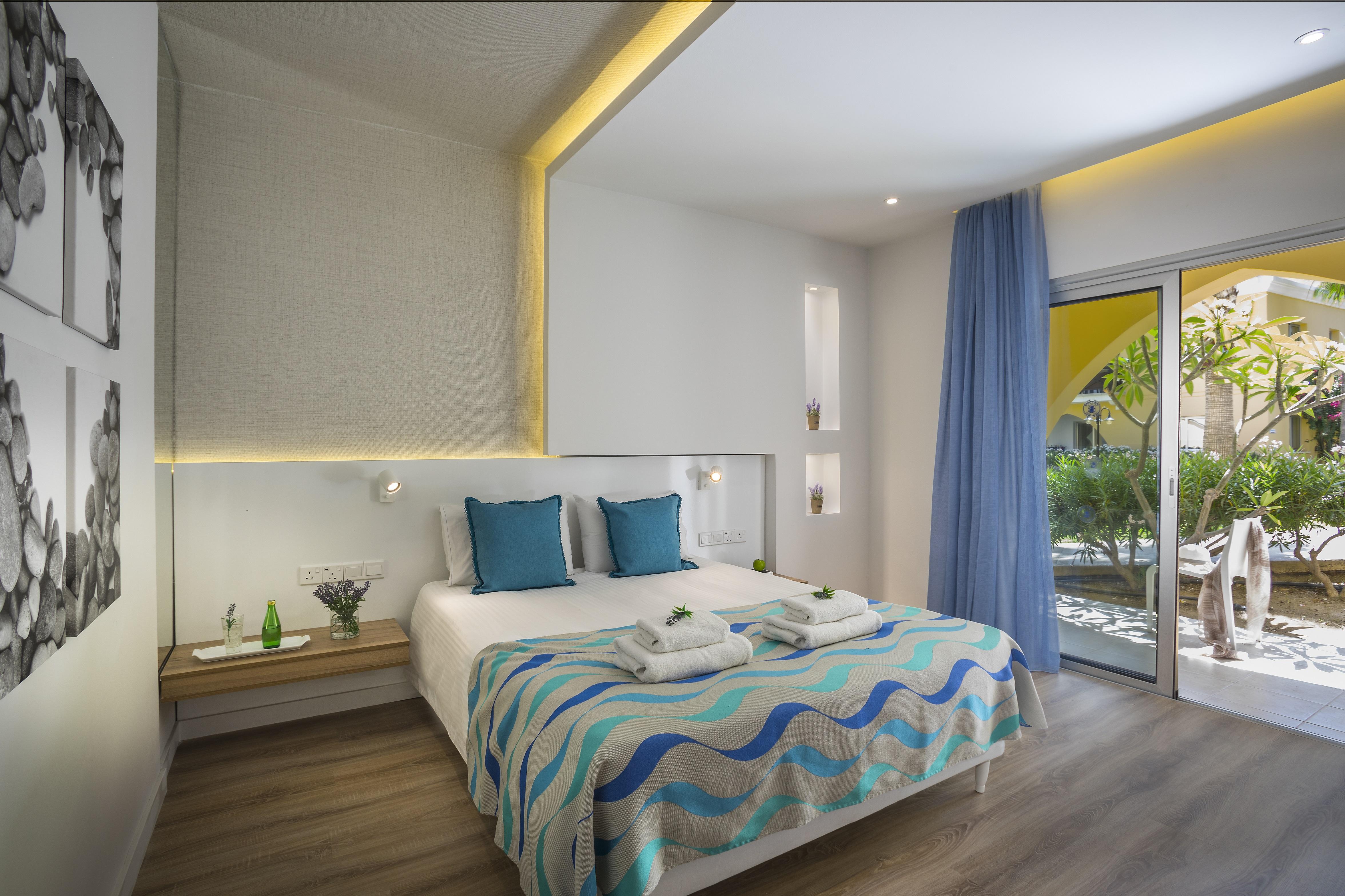 Malama Beach Holiday Village Протарас Екстериор снимка