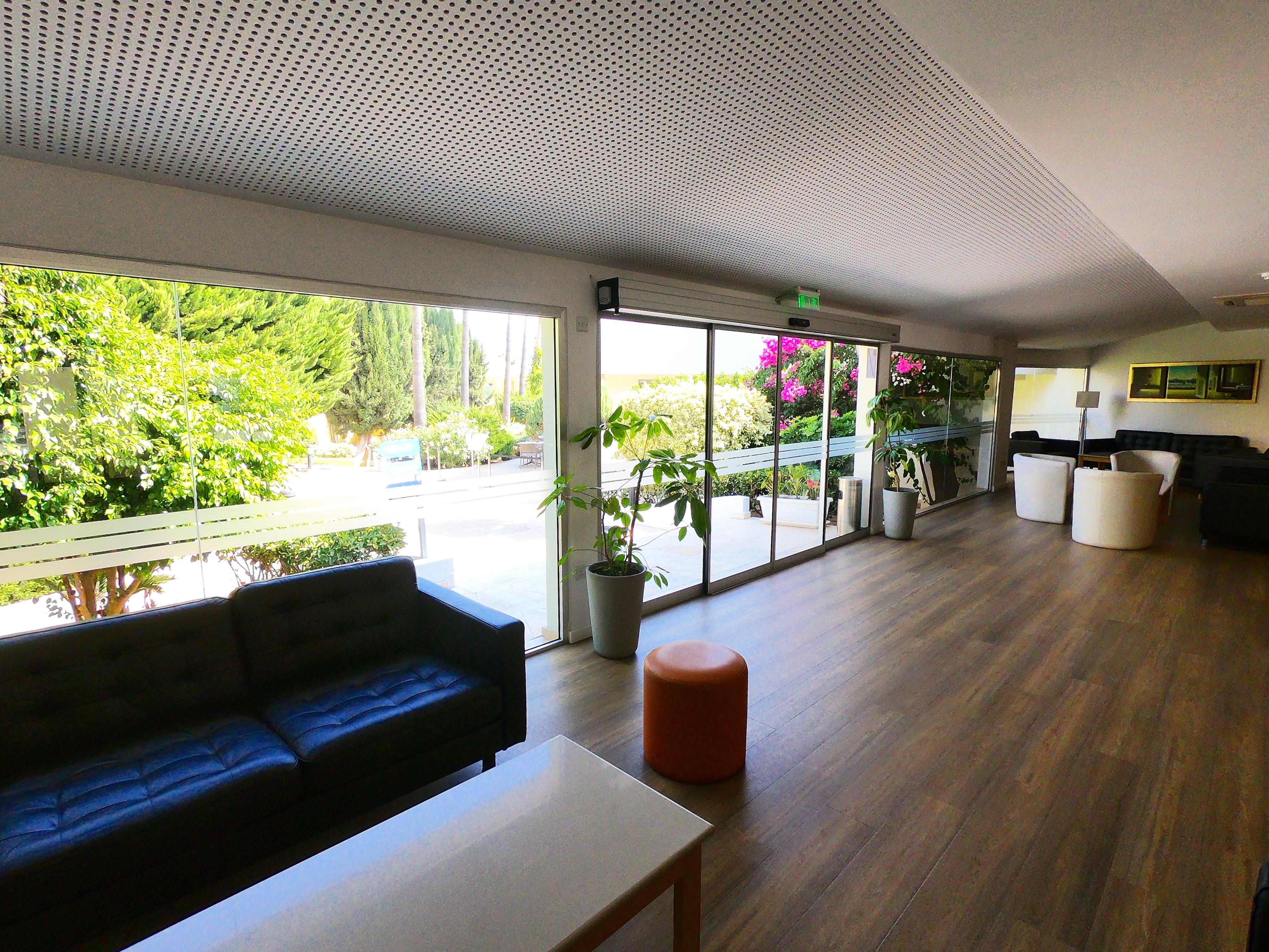 Malama Beach Holiday Village Протарас Екстериор снимка