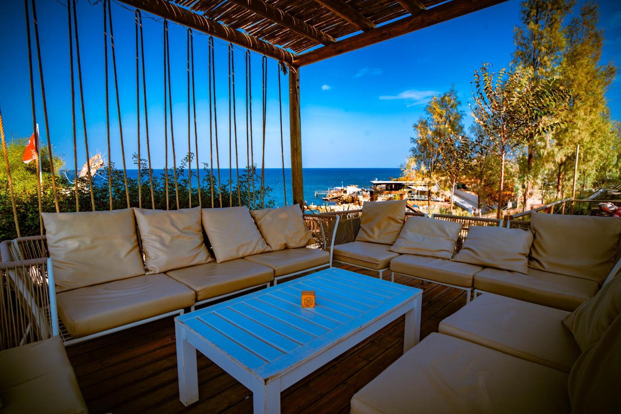 Malama Beach Holiday Village Протарас Екстериор снимка